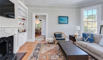 83 John St, Newport, RI 02840