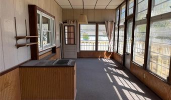 314 Burr Oak Dr, Albert Lea, MN 56007