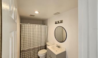 6004 FORTUNE Pl, Apollo Beach, FL 33572