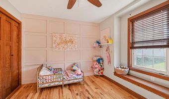 82 1st St Ct, Atkins, IA 52206