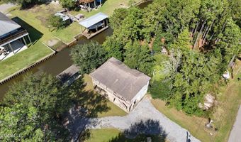 5037 Oklahoma St, Bay St. Louis, MS 39520