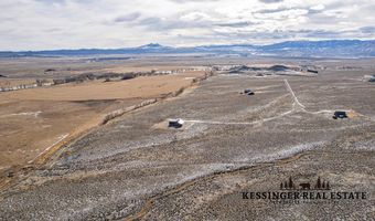 60 Cowboy Dr, Clark, WY 82435