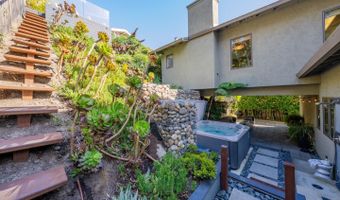210 Venetian Rd, Aptos, CA 95003