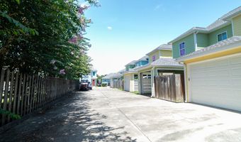 216 Carre Ct 3, Bay St. Louis, MS 39520