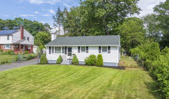 42 Greenwood Ave, Bloomfield, CT 06002