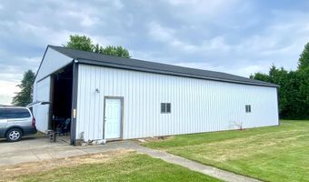 17250 Armada Center Rd, Armada, MI 48005