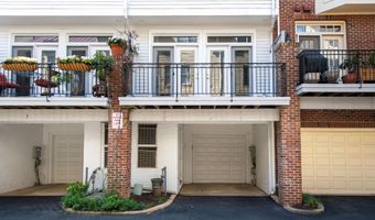 9 FRANKLIN St, Alexandria, VA 22314
