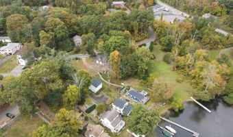 71 Standish Rd, Coventry, CT 06238