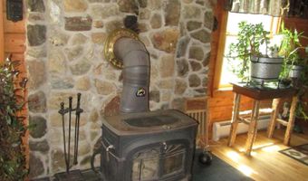 1285 Witchcat Rd, Bakersfield, VT 05441
