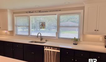 199 W Oak St, Atmore, AL 36502