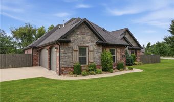 3705 SW Banbury Dr, Bentonville, AR 72713
