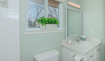 1848 Harley Dr, Ann Arbor, MI 48103