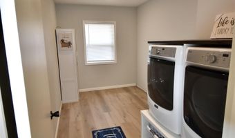 150 Nidaros Ave, Baltic, SD 57003