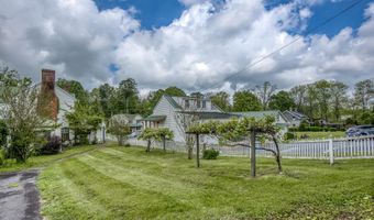 210 NE Valley St, Abingdon, VA 24210