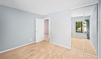 6737 Oakridge Rd 205, San Diego, CA 92120