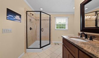 21 Meadowbrook Country Club Est, Ballwin, MO 63011