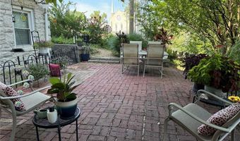 417 Prospect St H, Alton, IL 62002