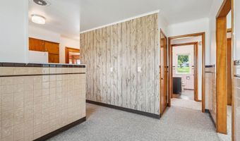 717 3rd Ave SE, Dyersville, IA 52040