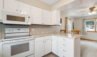 705 11th Ave NW, Austin, MN 55912