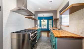 7595 Saranac Ave, La Mesa, CA 91942