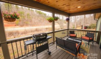 23 Honeysuckle Rdg, Almond, NC 28702