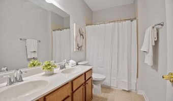 44357 OAKMONT MANOR Sq, Ashburn, VA 20147