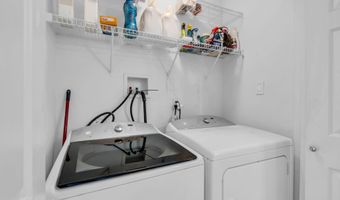 18 Foxmoor Ln, Bayville, NJ 08721