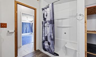 943 Howell, Adrian, MI 49221