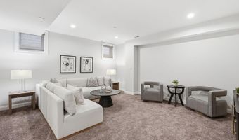 5338 CAMBERLEY Ave, Bethesda, MD 20814