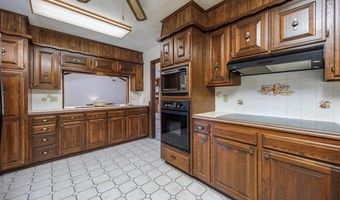 2918 Longridge Ln, Bartlesville, OK 74006