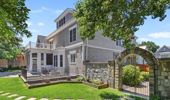 7527 WESTFIELD Dr, Bethesda, MD 20817