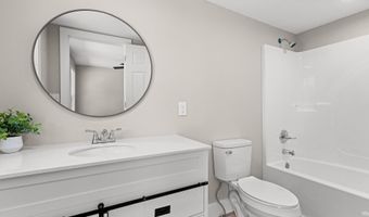 1819 Magnolia Ln, Bedford, IN 47421