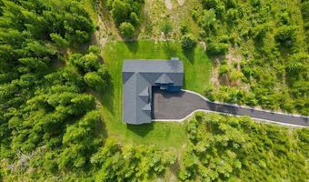 216 Mara Mdws, Athol, ID 83801