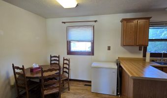 340 E Spring St, Bloomfield, IN 47424