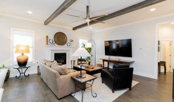 5910 SW Dryden Rd, Bentonville, AR 72713