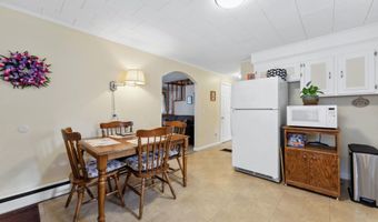 55 Glen St, Augusta, ME 04330