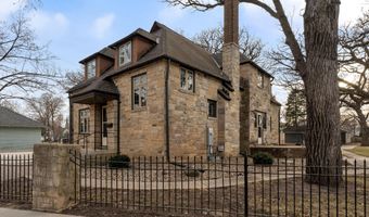 907 1st Dr NW, Austin, MN 55912