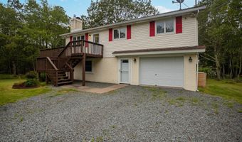 2205 Marquette Dr, Blakeslee, PA 18610