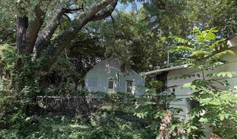 718 N 4th St, Arkansas City, KS 67005