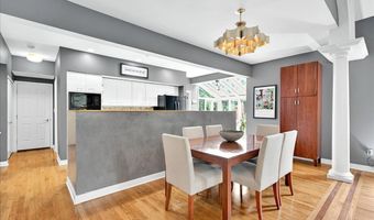 101 E Krumkill Rd, Albany, NY 12208