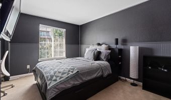 16896 E Maplewood Dr, Aurora, CO 80016
