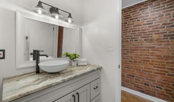909 S STREEPER St, Baltimore, MD 21224