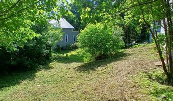 12 Pleasant St, Barre, VT 05641