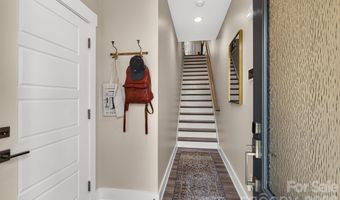 2951 Simpson Dr, Charlotte, NC 28205