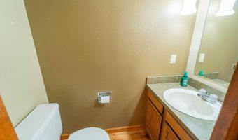 2407 E 16TH St, Cheyenne, WY 82001