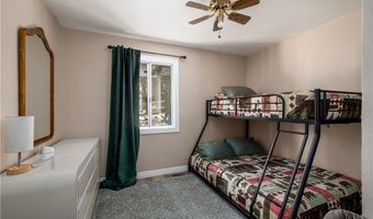 5958 Robin Oak Dr, Angelus Oaks, CA 92305