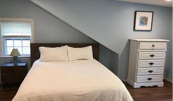 766 Putnam Ave, Barnstable, MA 02630