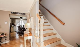 9 Stonegate Ln, Derry, NH 03038