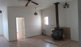 9805 E Langell Valley Rd, Bonanza, OR 97623