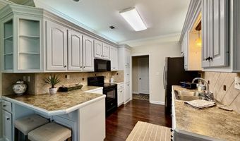 205 Stonebriar Ln, Brandon, MS 39042